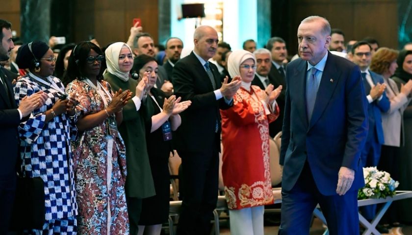 Erdoğan: Cinsiyetsizleştirme projeleriyle mücadelemizi kararlılıkla sürdüreceğiz