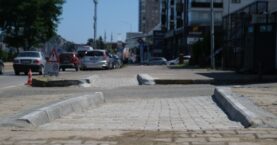 Giresun’da Atatürk Bulvarı kaldırımları engelli dostu hale getiriliyor