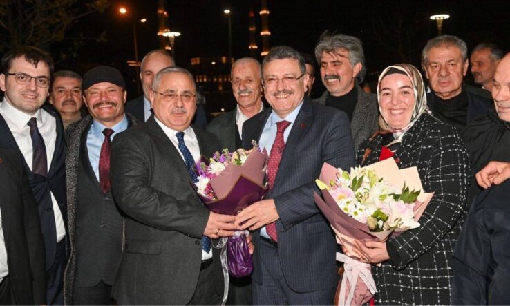 baskan-genc-siyaset-degil-hizmet-onceligimiz-4075